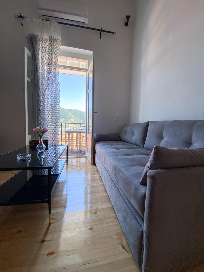 Evageliasvilla Sea View *